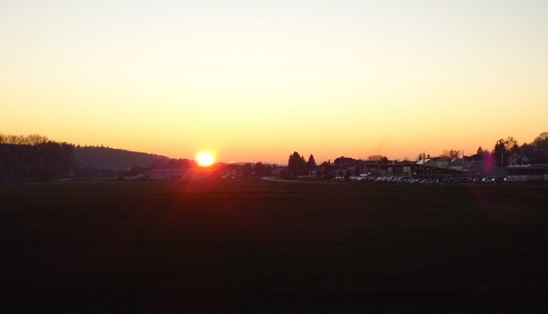 Sonnenuntergang mit Blick vom Damm Richtung Düdelsheim1_MF